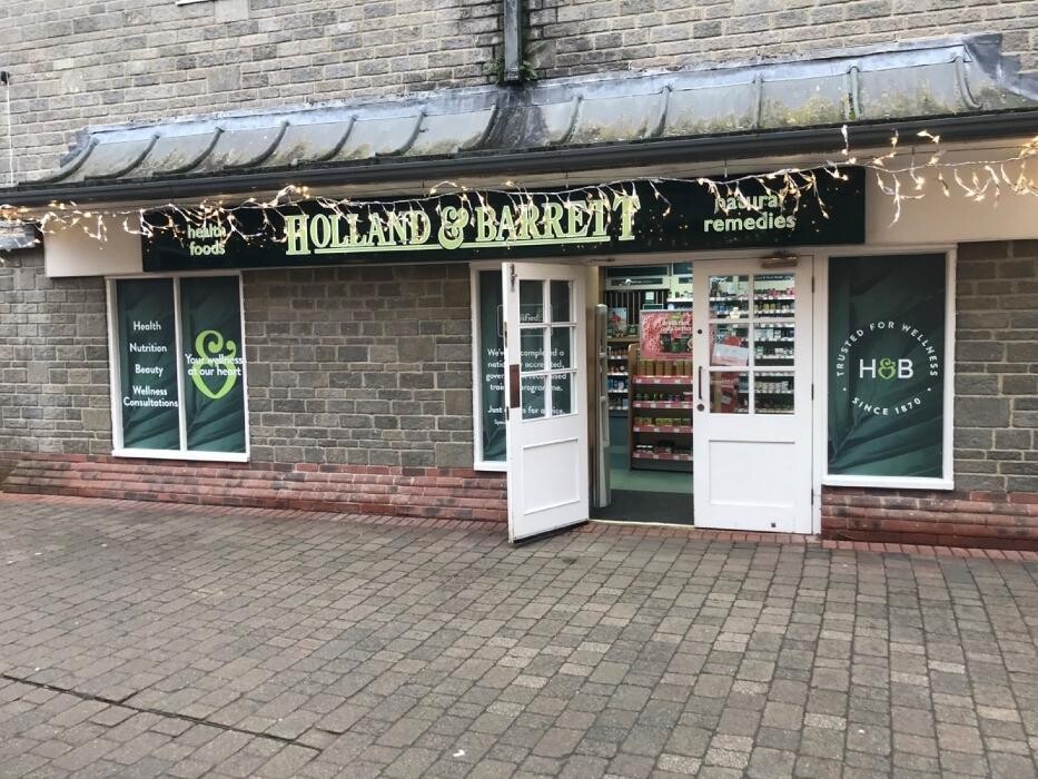 Images Holland & Barrett - Street