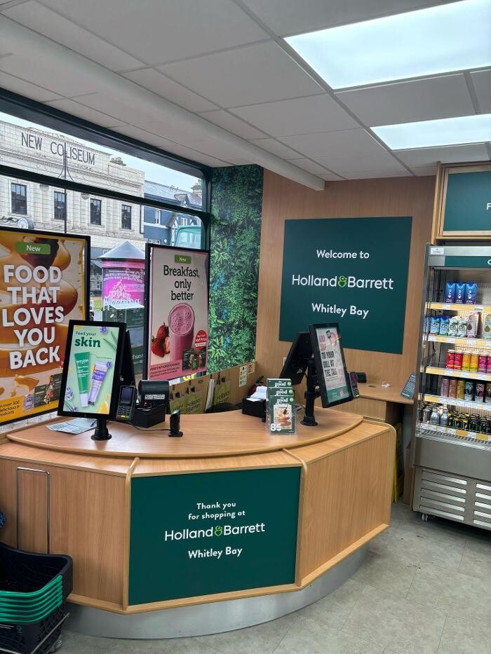 Images Holland & Barrett - Whitley Bay