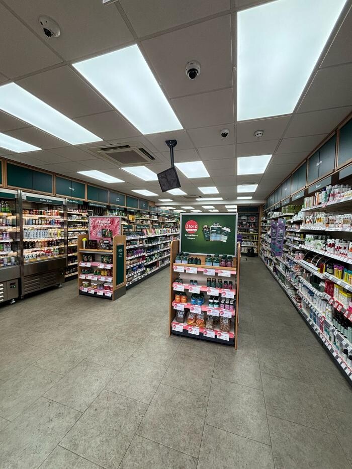 Images Holland & Barrett - Whitley Bay