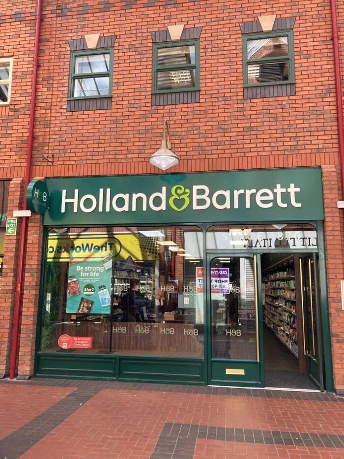 Images Holland & Barrett - Cannock
