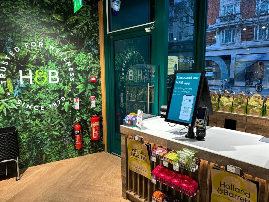 Images Holland & Barrett - Kensington