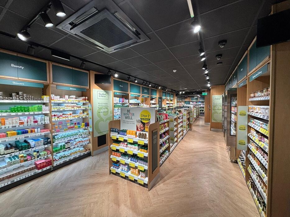Images Holland & Barrett - Kensington
