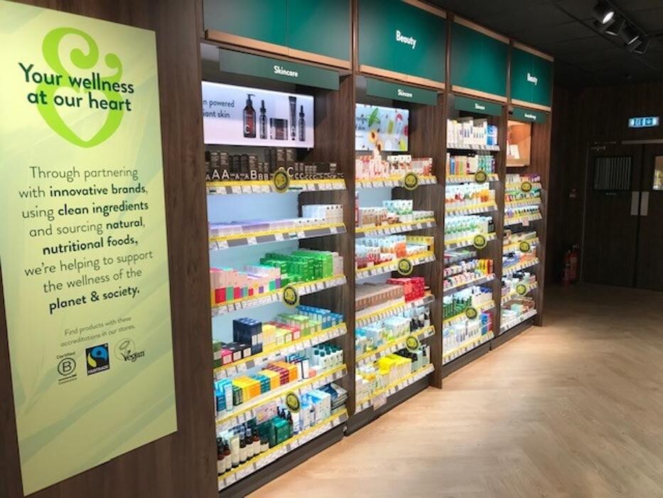 Images Holland & Barrett - Birmingham High Street