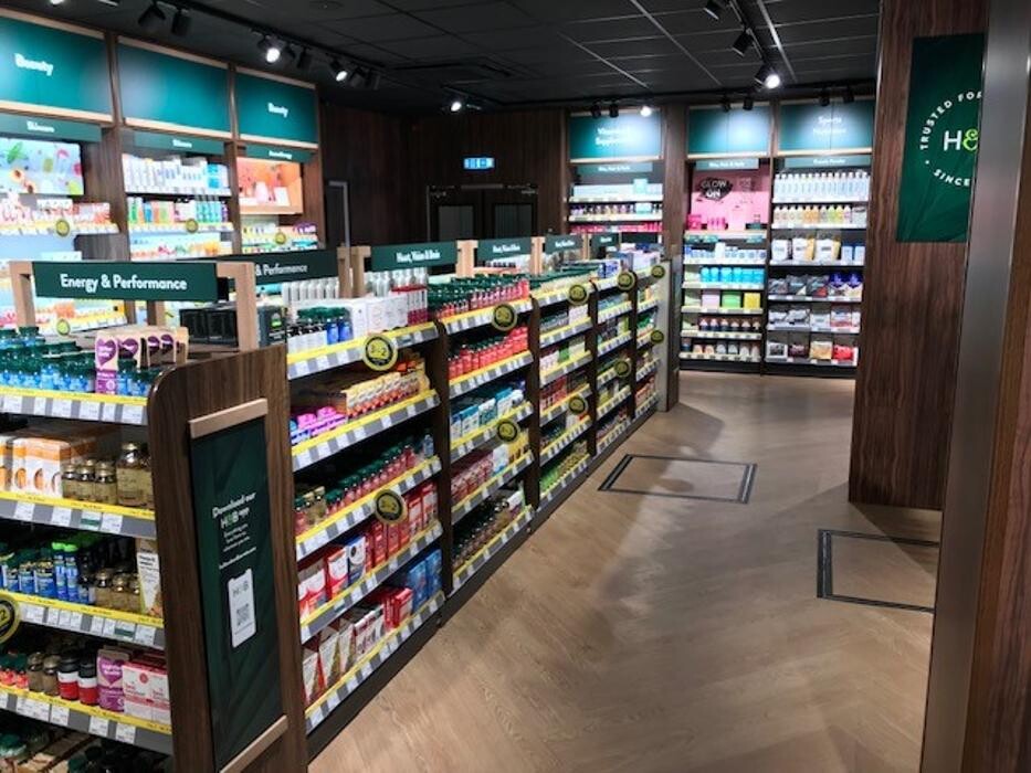 Images Holland & Barrett - Birmingham High Street