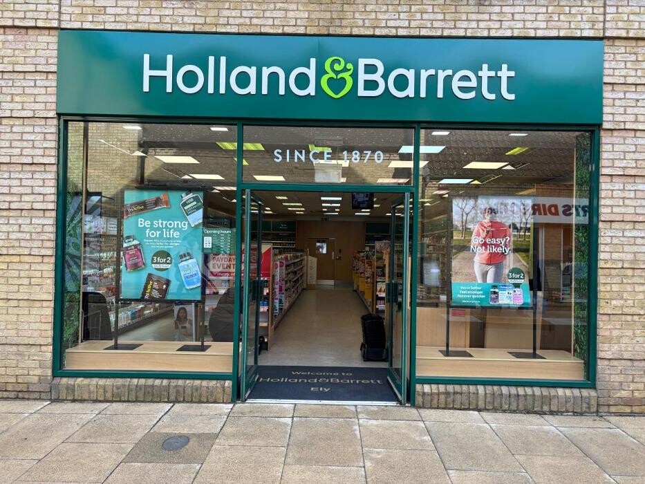 Images Holland & Barrett - Ely