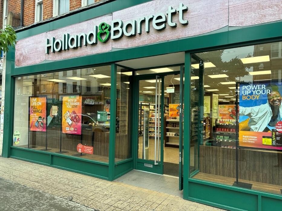 Images Holland & Barrett - Wood Green