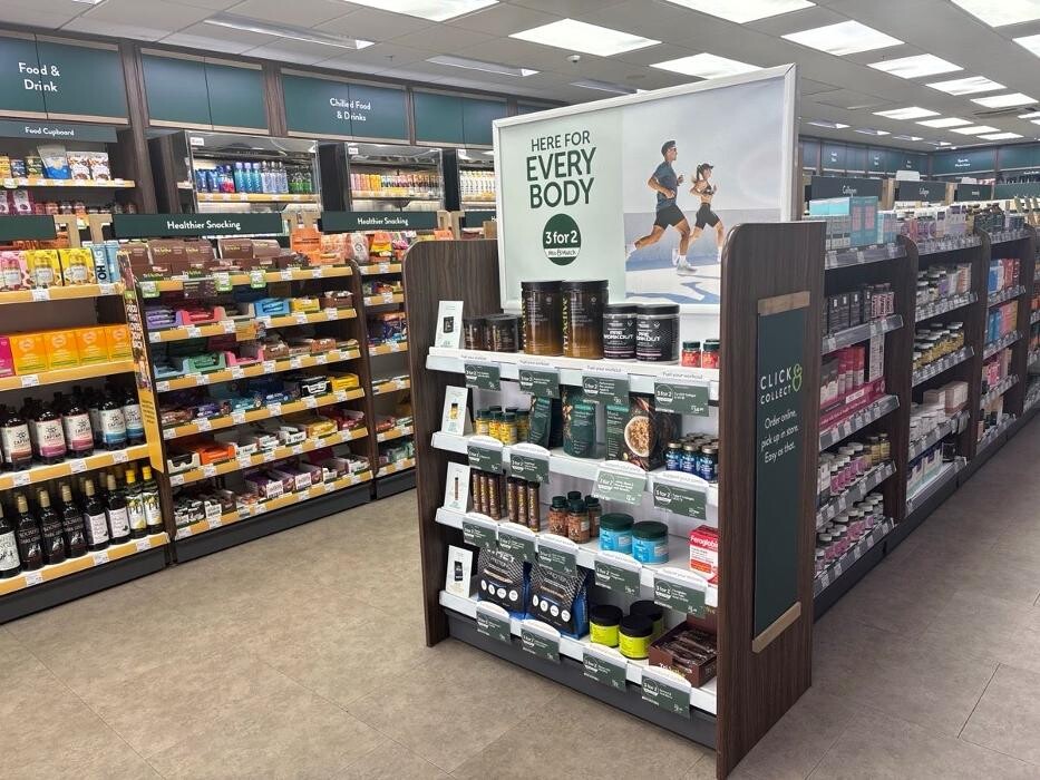 Images Holland & Barrett - Newport