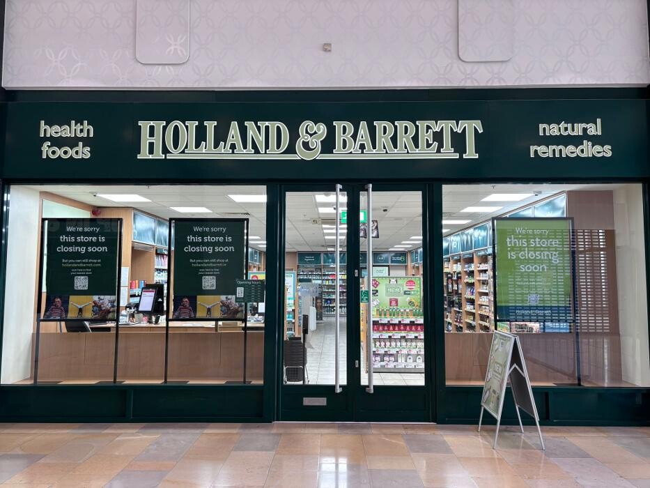 Images Holland & Barrett - Ocean Terminal
