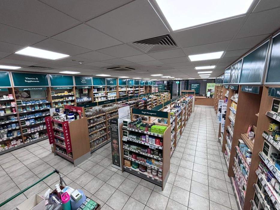 Images Holland & Barrett - Ocean Terminal