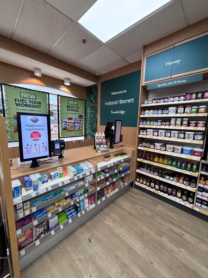 Images Holland & Barrett - Trowbridge