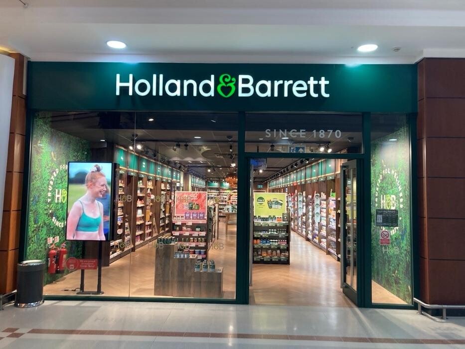 Images Holland & Barrett - Belfast Forestside