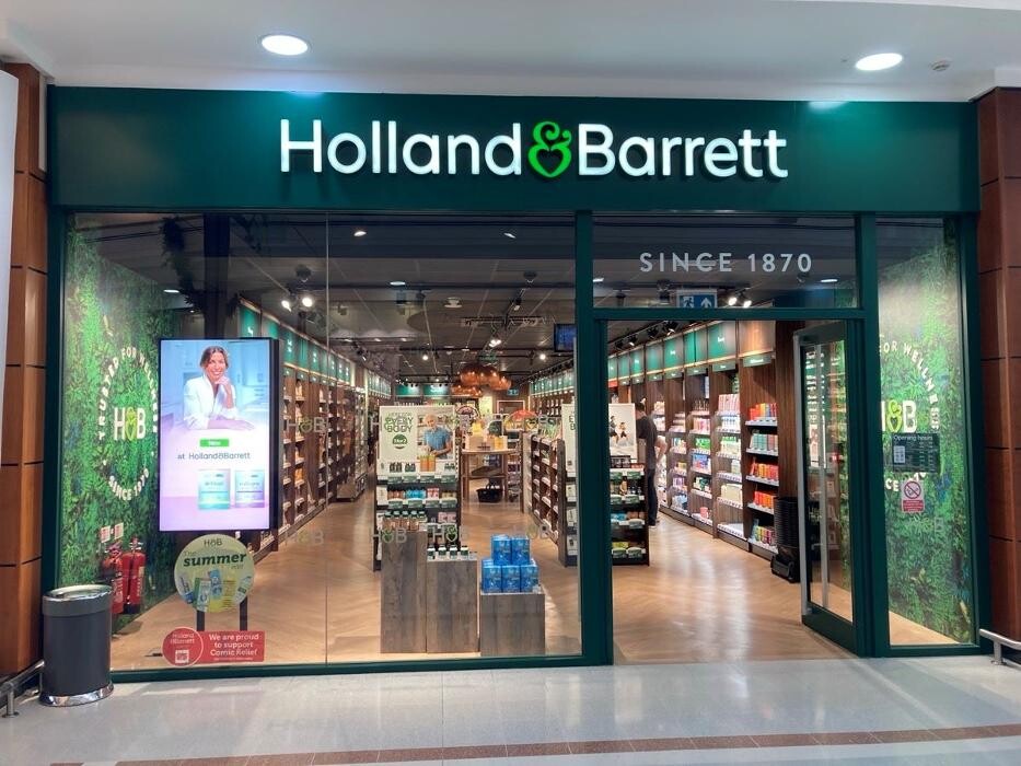 Images Holland & Barrett - Belfast Forestside