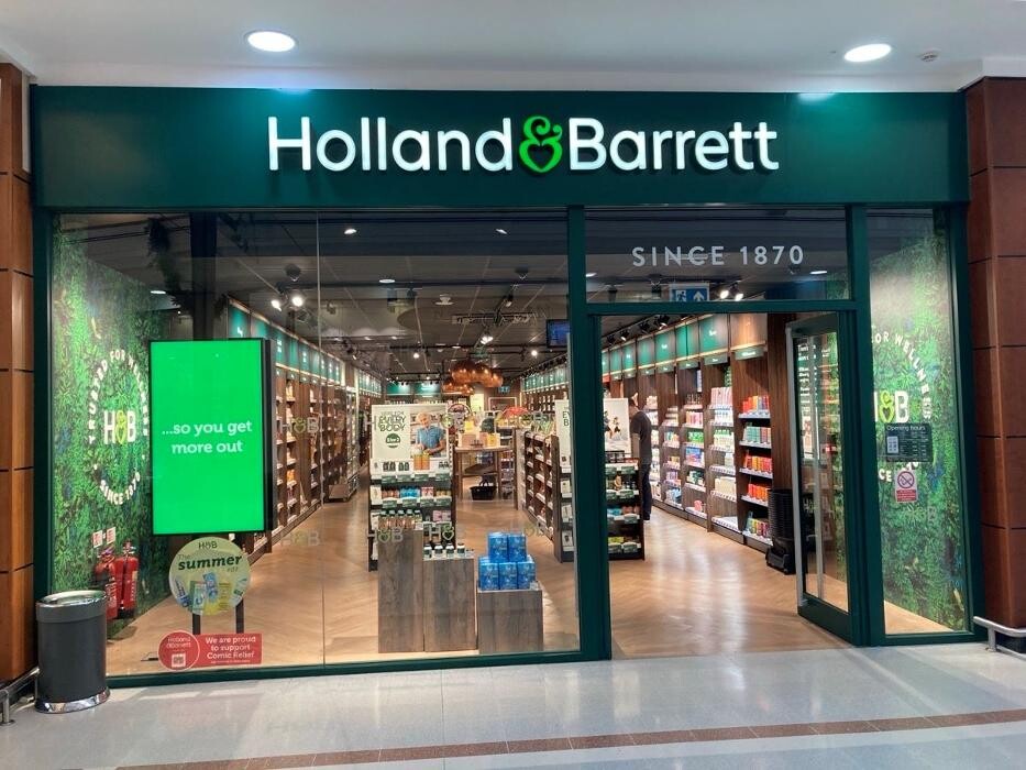 Images Holland & Barrett - Belfast Forestside
