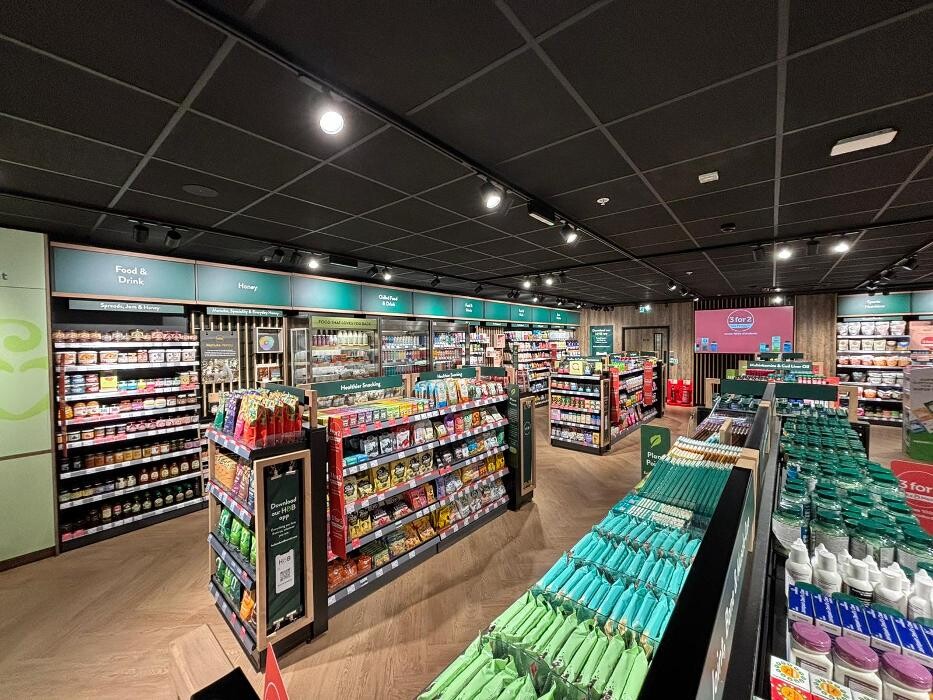 Images Holland & Barrett - Walthamstow