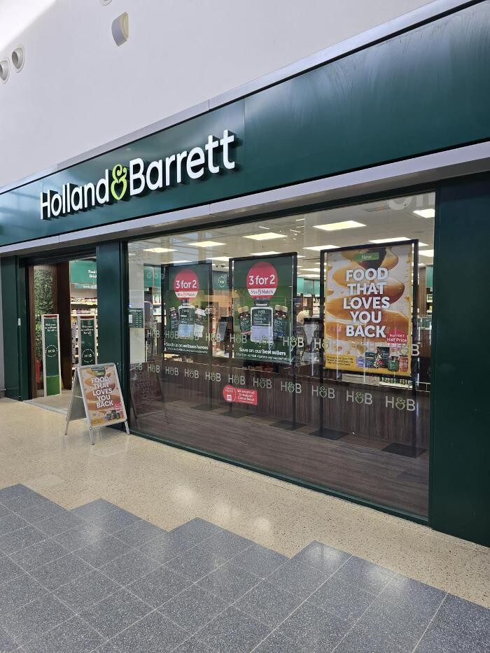 Images Holland & Barrett - Bradley Stoke