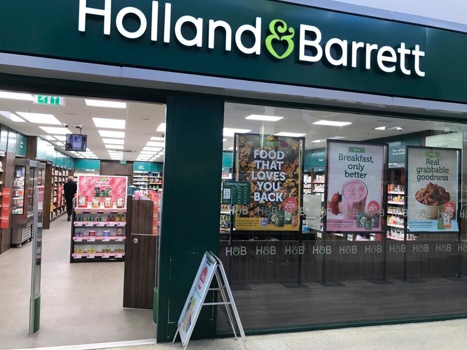 Images Holland & Barrett - Bradley Stoke