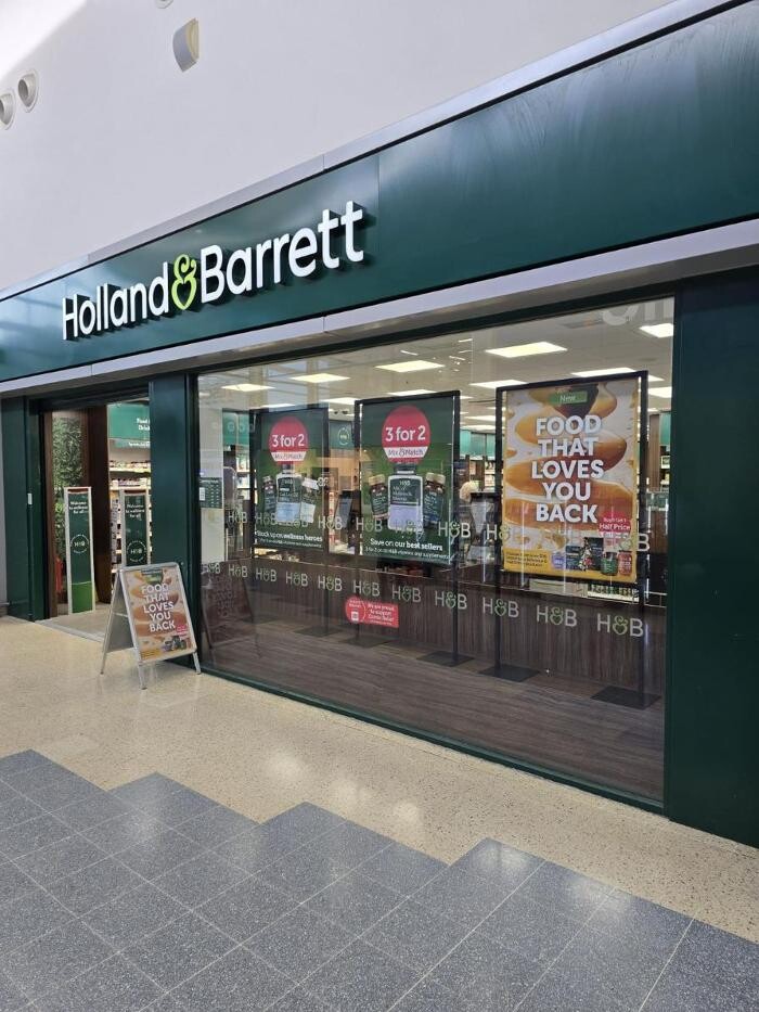 Images Holland & Barrett - Bradley Stoke
