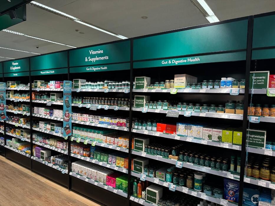 Images Holland & Barrett - Norwich Morrisons