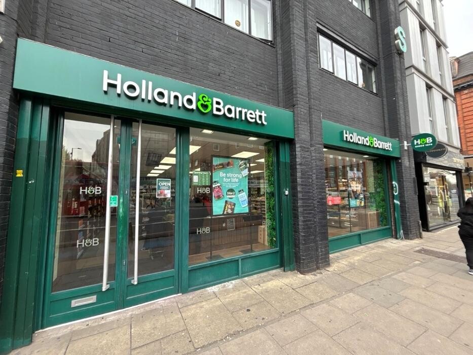 Images Holland & Barrett - Whitechapel