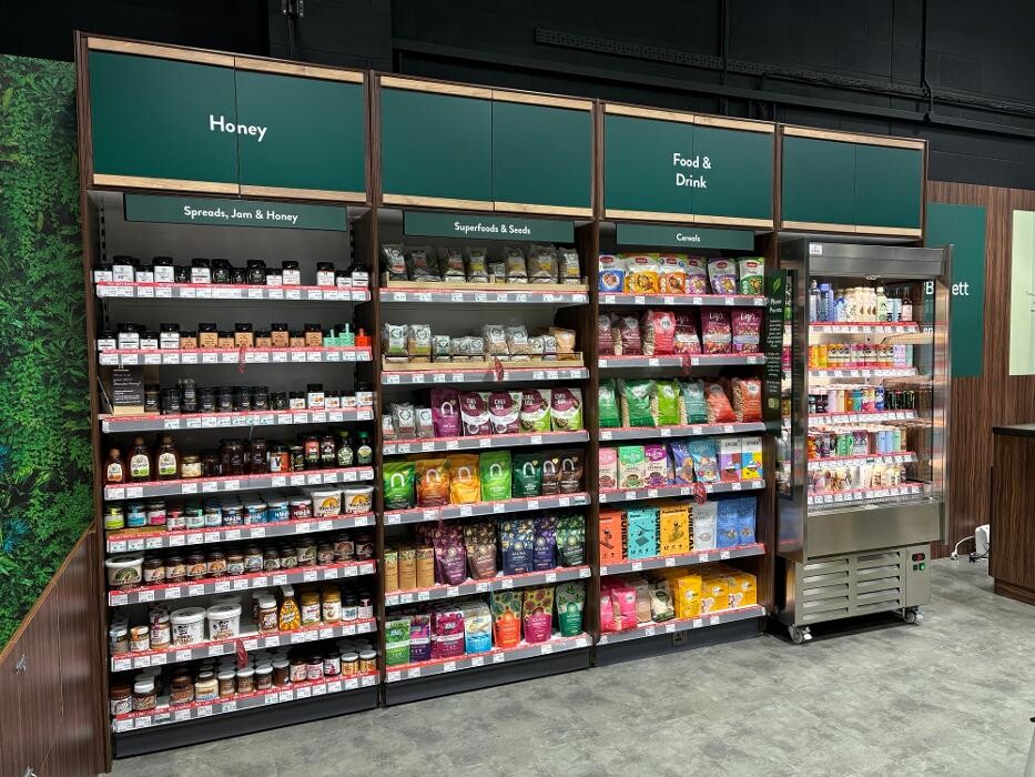 Images Holland & Barrett - O2 Arena Outlet