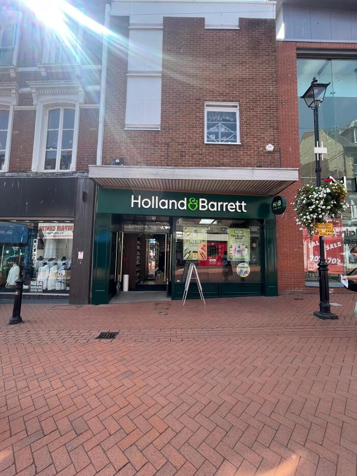 Images Holland & Barrett - Wrexham