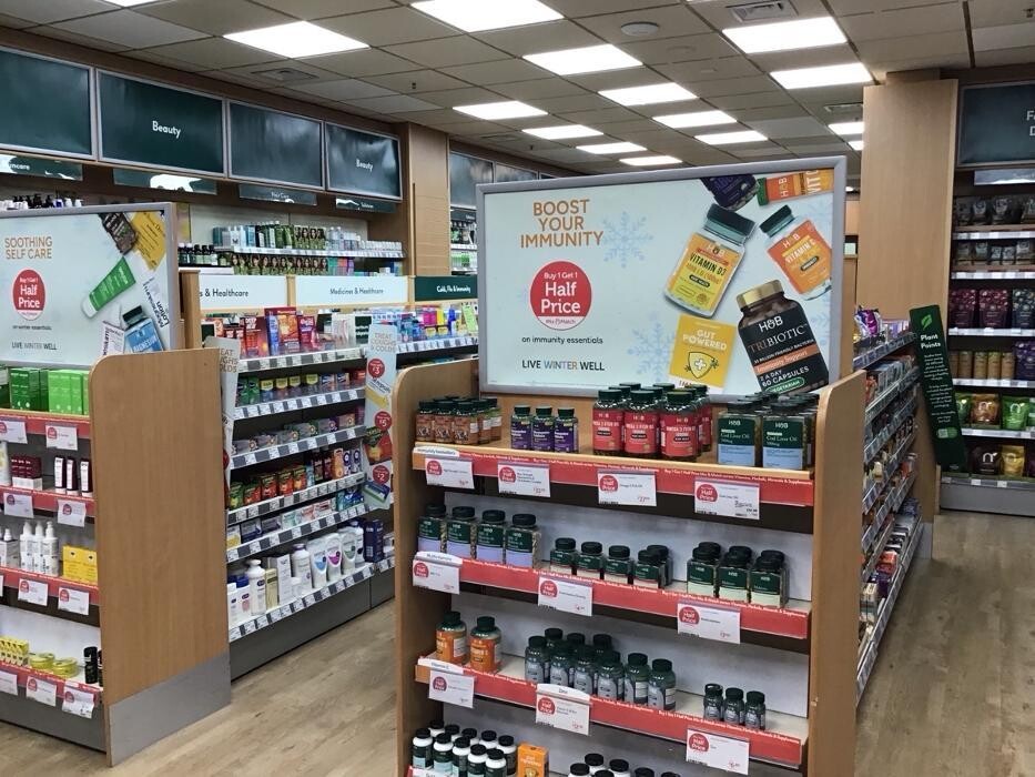 Images Holland & Barrett - Telford