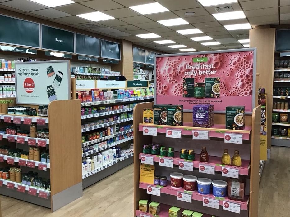 Images Holland & Barrett - Telford
