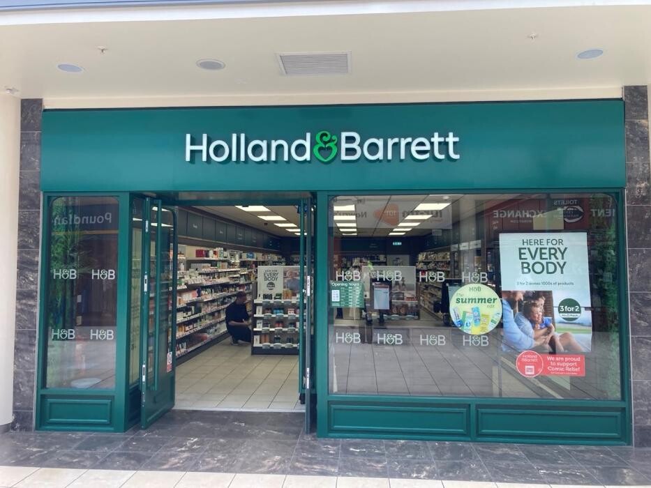 Images Holland & Barrett - Newry