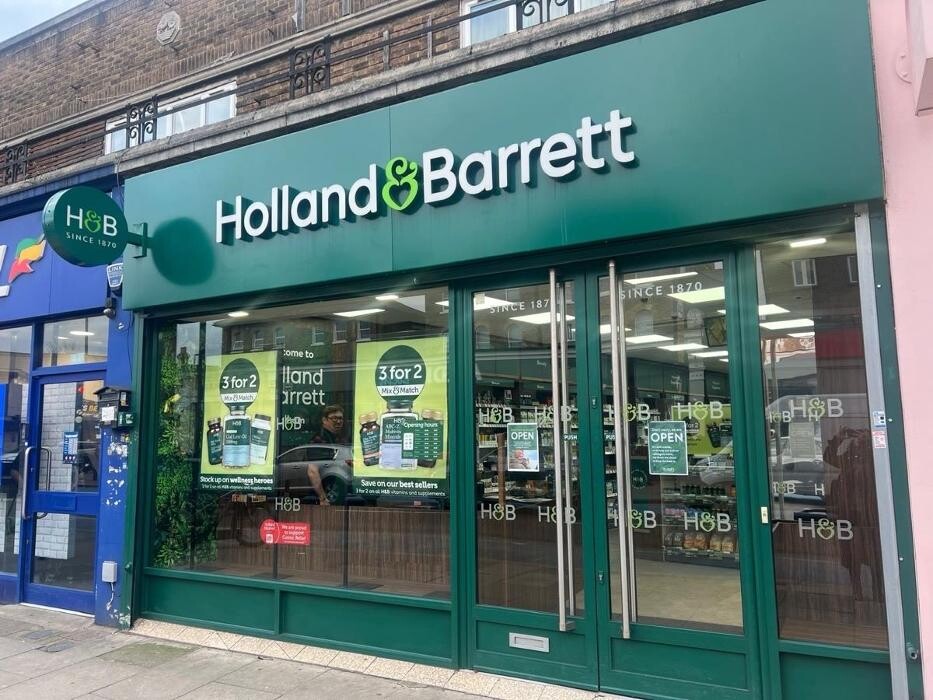 Images Holland & Barrett - Balham