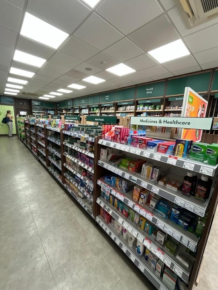 Images Holland & Barrett - Balham