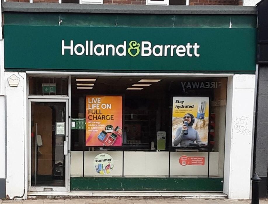 Images Holland & Barrett - Dorking