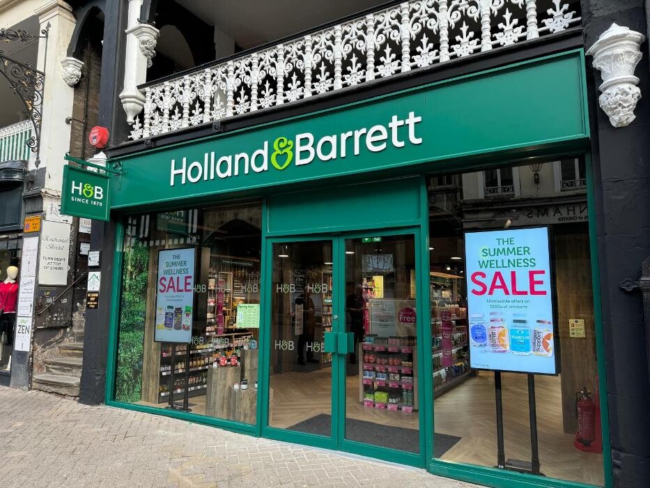 Images Holland & Barrett - Chester