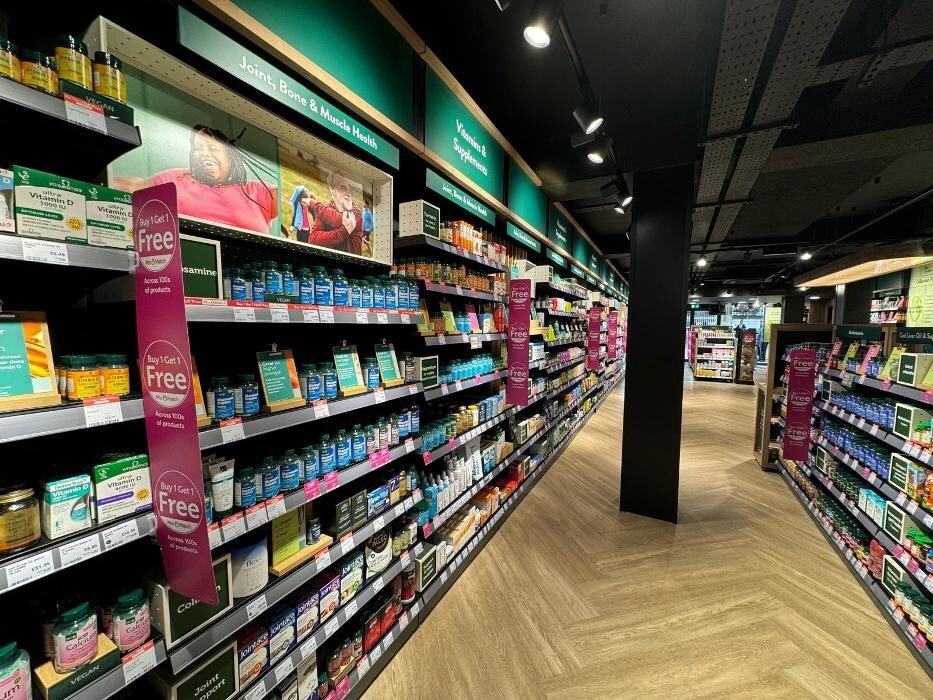 Images Holland & Barrett - Chester