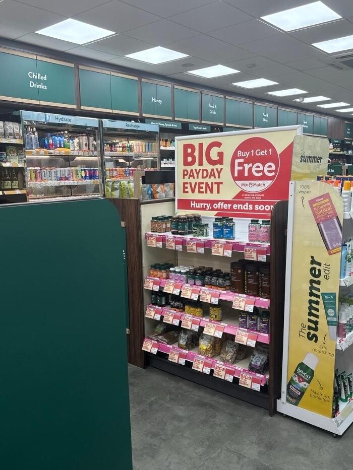 Images Holland & Barrett - Cwmbran