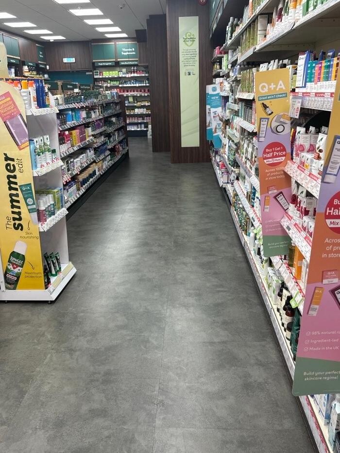 Images Holland & Barrett - Cwmbran