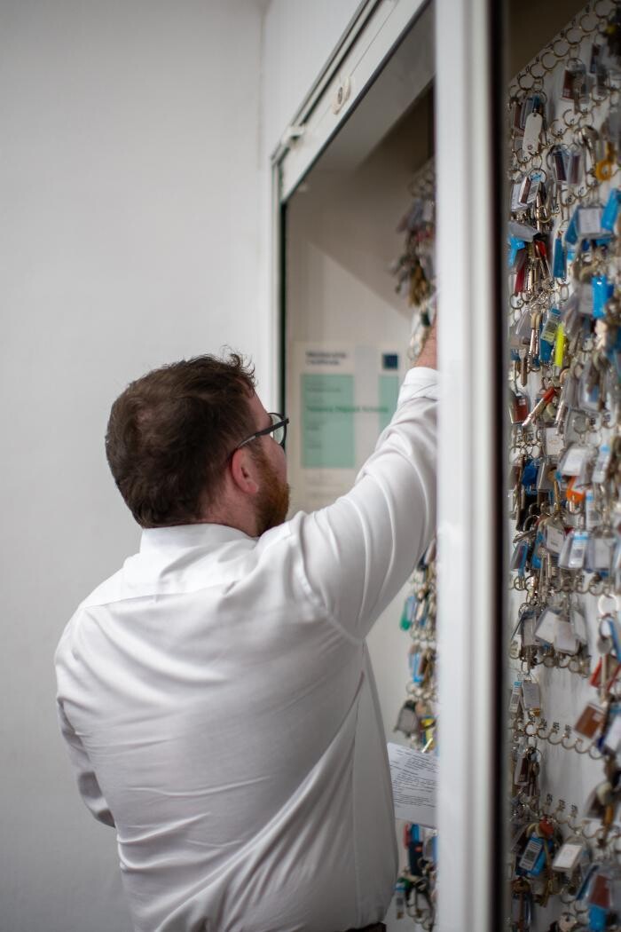 Images Pat Robson & Co. Ltd