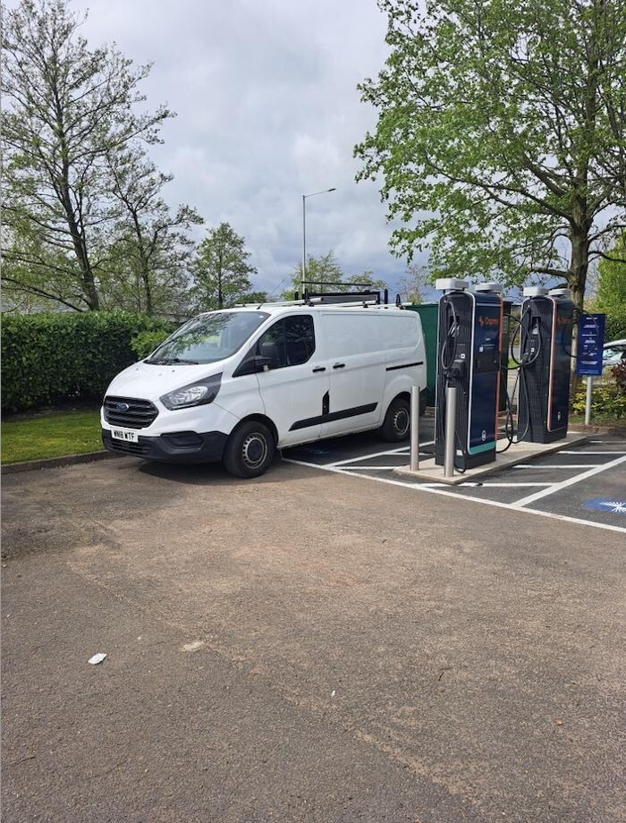 Images Osprey Charging Station