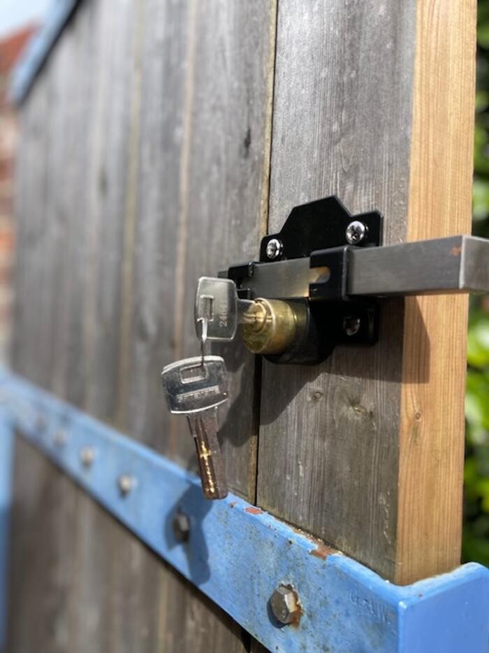 Images Handy Locks Locksmith Chichester