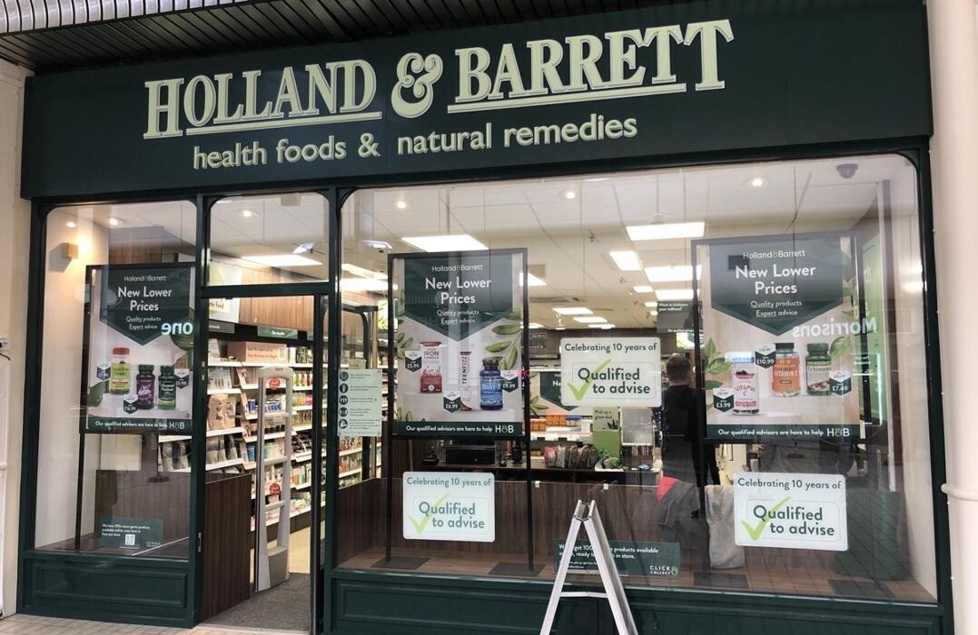 Images Holland & Barrett - Colwyn Bay
