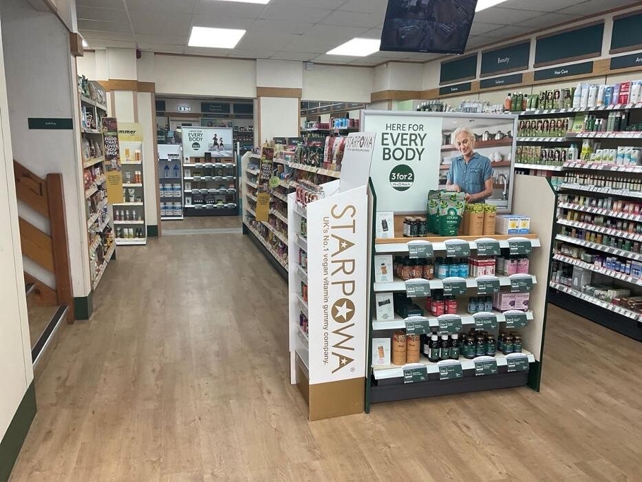Images Holland & Barrett - Redcar