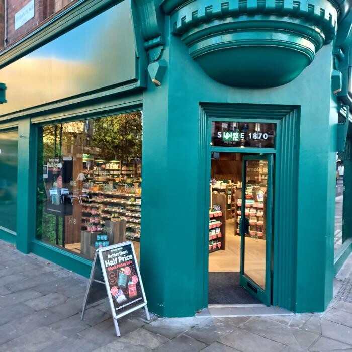 Images Holland & Barrett - Fulham