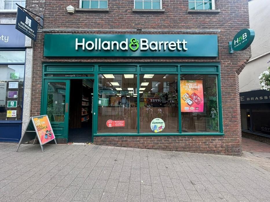 Images Holland & Barrett - Newbury