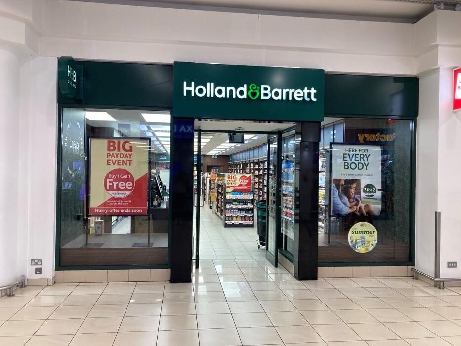 Images Holland & Barrett - Newtownabbey