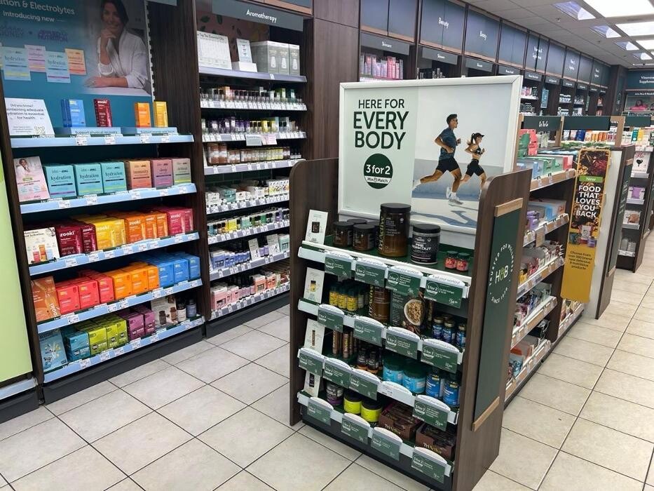 Images Holland & Barrett - Newtownabbey