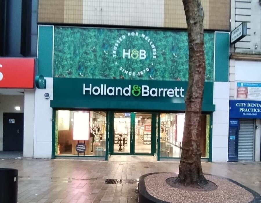 Images Holland & Barrett - Wolverhampton