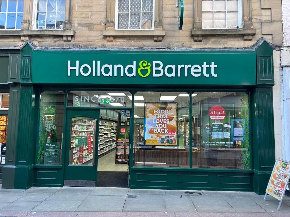 Images Holland & Barrett - Hexham