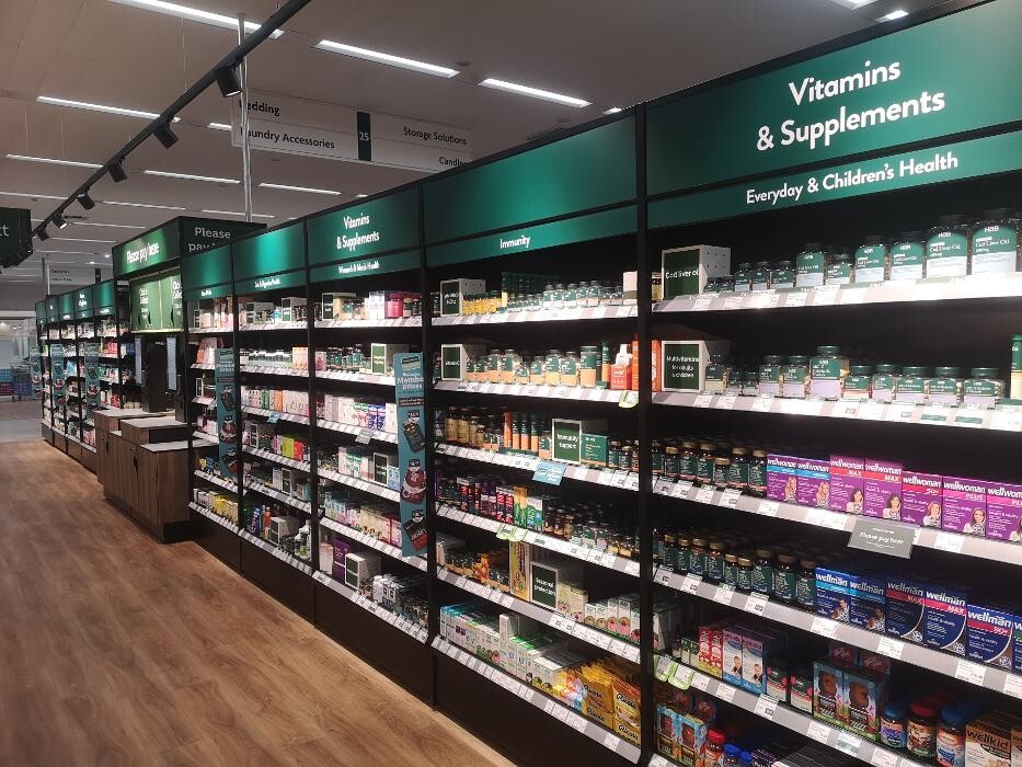 Images Holland & Barrett - Bradford Morrisons