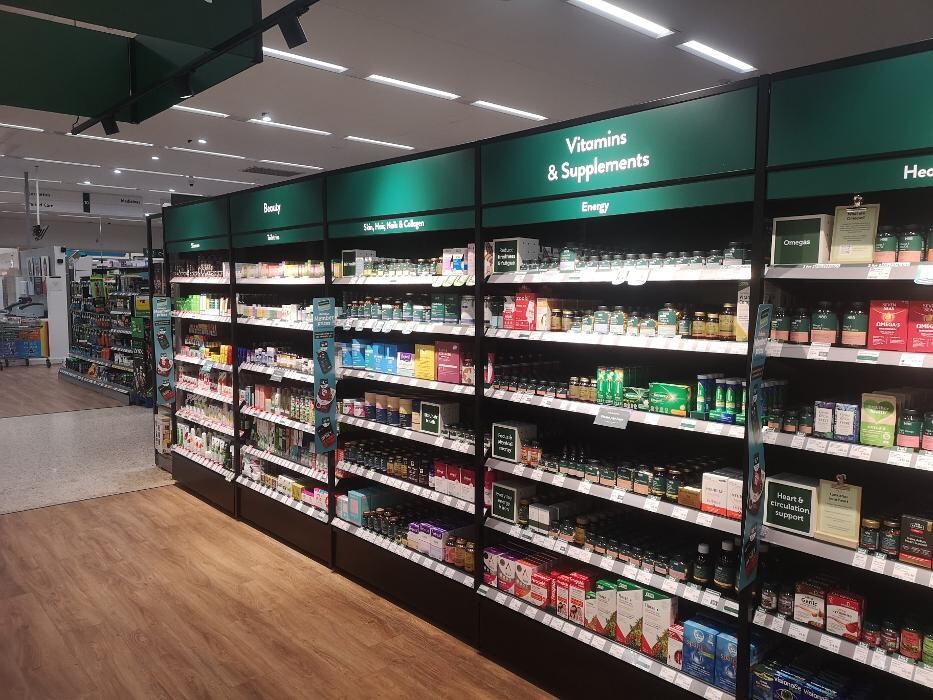Images Holland & Barrett - Bradford Morrisons