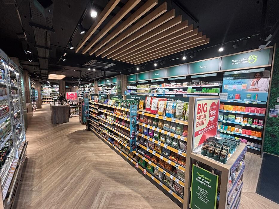 Images Holland & Barrett - West Wickham