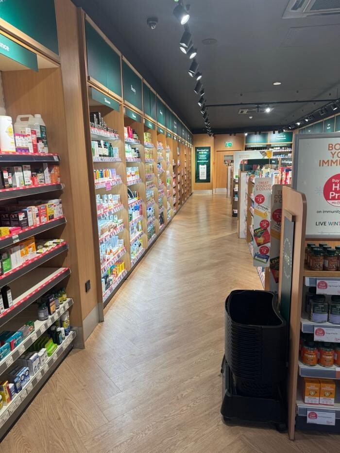 Images Holland & Barrett - Cambridge Grafton